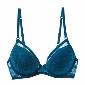 La Perla Embroidered Push-up bra